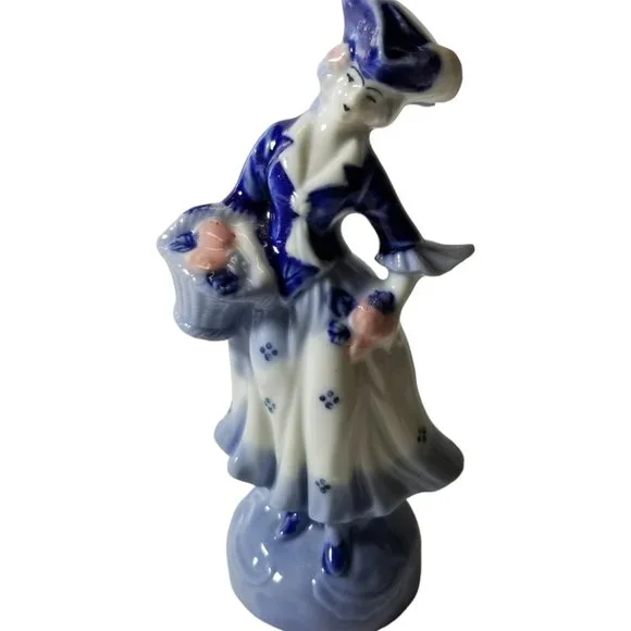 Vintage Blue & White Figurine Victorian Lady in Colonial Dress, Occupied Japan - Picture 7 of 12